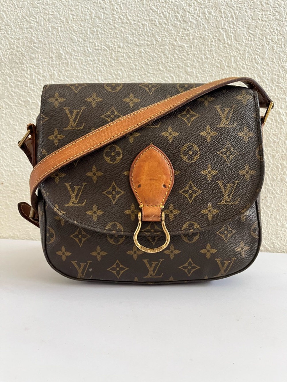 Louis Vuitton Monogram Canvas Saint Cloud GM crossbody bag